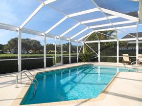 109 Golfview Court, Palm Beach Gardens FL 33418