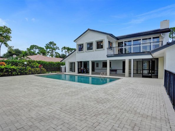 7475 Estrella Cir, Boca Raton FL 33433