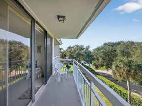 2581 Village Boulevard 401, West Palm Beach FL 33409