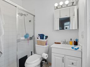 7631 NW 87th Ter, Tamarac FL 33321