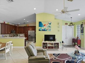 7631 NW 87th Ter, Tamarac FL 33321