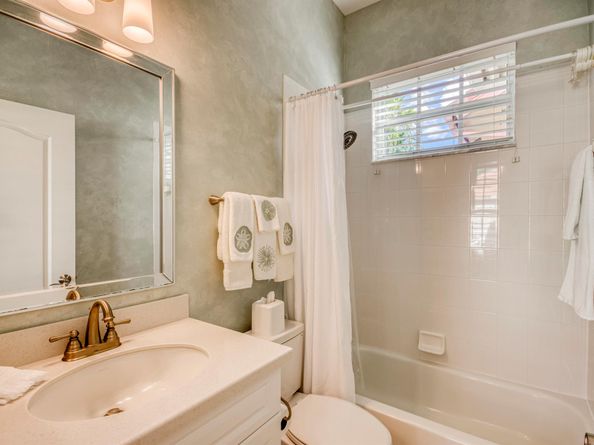 54 Monterey Pointe Drive, Palm Beach Gardens FL 33418
