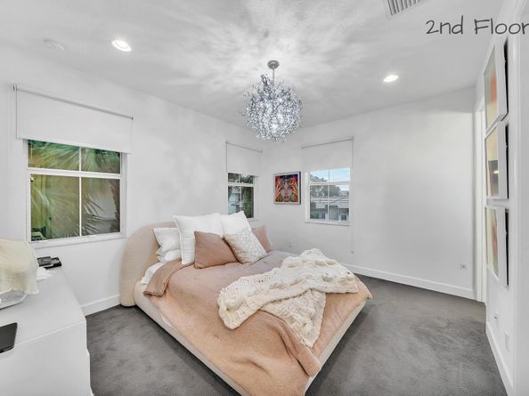 23008 Clear Echo Drive 11, Boca Raton FL 33433
