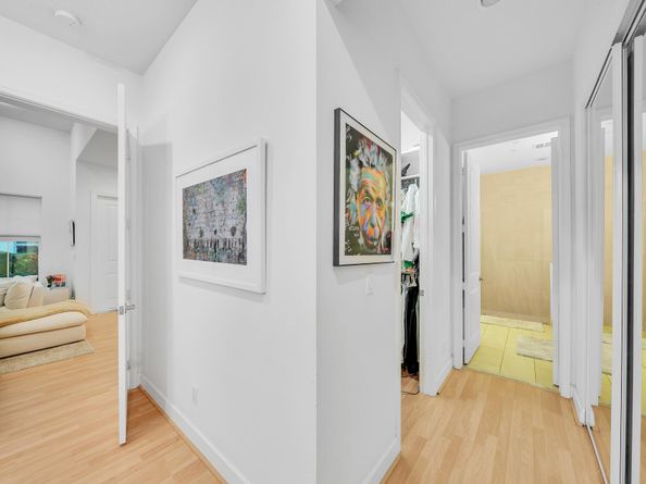 23008 Clear Echo Drive 11, Boca Raton FL 33433