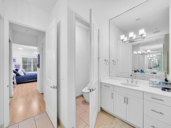 23008 Clear Echo Drive 11, Boca Raton FL 33433