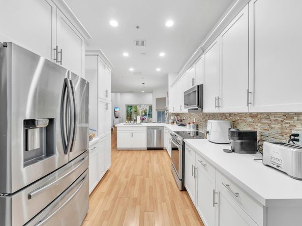 23008 Clear Echo Drive 11, Boca Raton FL 33433