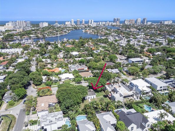 739 N Victoria Park Rd, Fort Lauderdale FL 33304