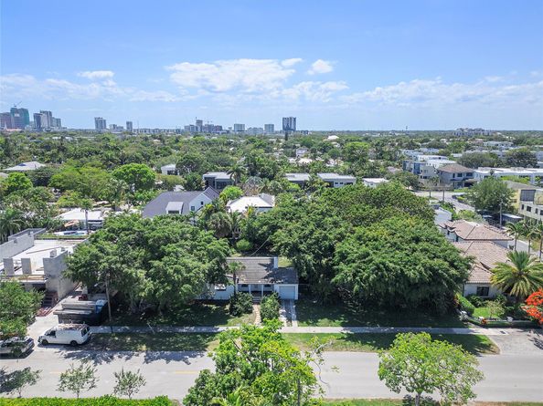 739 N Victoria Park Rd, Fort Lauderdale FL 33304