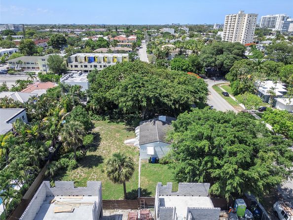 739 N Victoria Park Rd, Fort Lauderdale FL 33304
