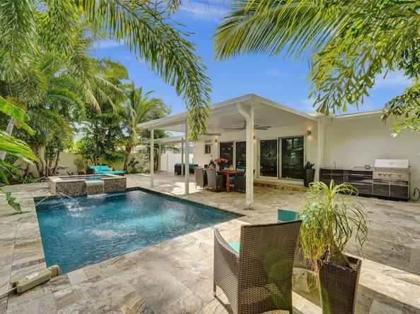 1743 NE 27th St, Wilton Manors FL 33334