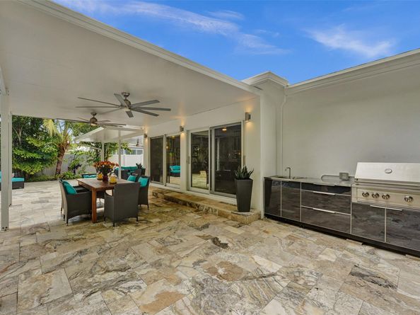 1743 NE 27th St, Wilton Manors FL 33334