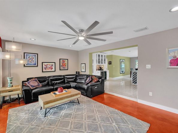 1743 NE 27th St, Wilton Manors FL 33334