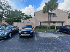 1818 Runners Way 1818, North Lauderdale FL 33068