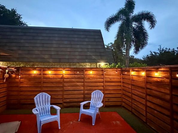 526 5th Terrace, Palm Beach Gardens FL 33418