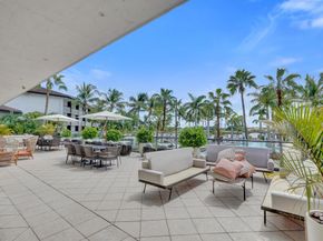 526 5th Terrace, Palm Beach Gardens FL 33418