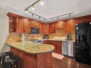 526 5th Terrace, Palm Beach Gardens FL 33418