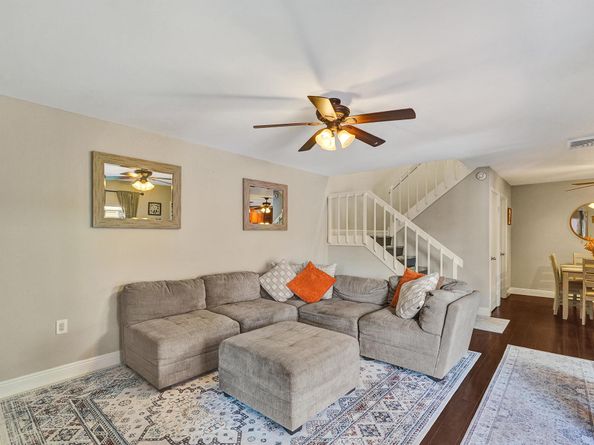 526 5th Terrace, Palm Beach Gardens FL 33418
