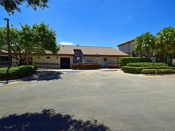 10700 NW 14th St 157, Plantation FL 33322