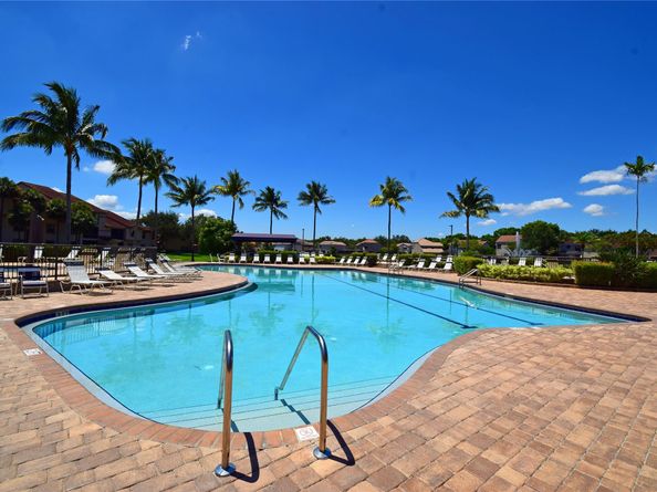 10700 NW 14th St 157, Plantation FL 33322