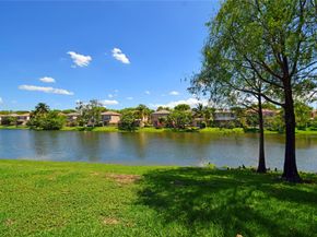 10700 NW 14th St 157, Plantation FL 33322