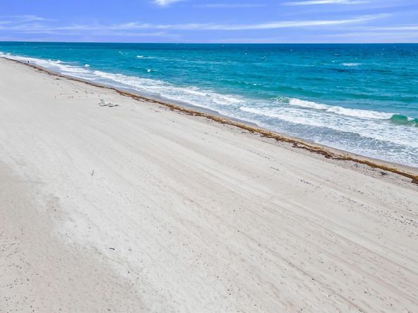 1198 Hillsboro Mile 128, Hillsboro Beach FL 33062