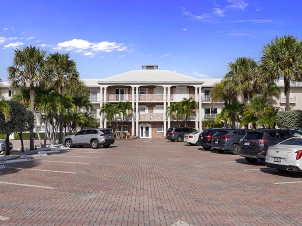 1198 Hillsboro Mile 128, Hillsboro Beach FL 33062