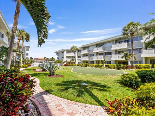 1198 Hillsboro Mile 128, Hillsboro Beach FL 33062