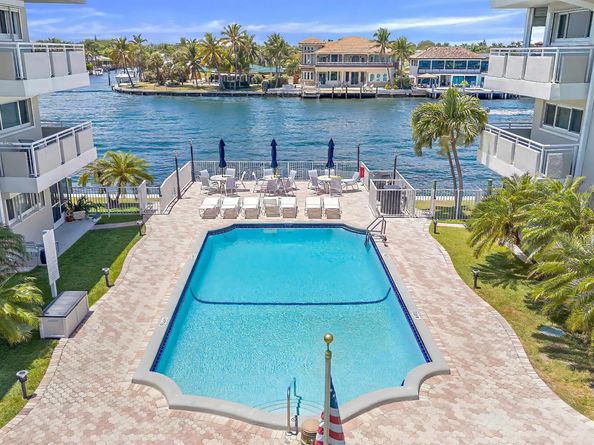 1198 Hillsboro Mile 128, Hillsboro Beach FL 33062