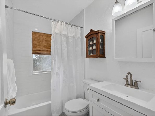 825 34th Street, West Palm Beach FL 33407