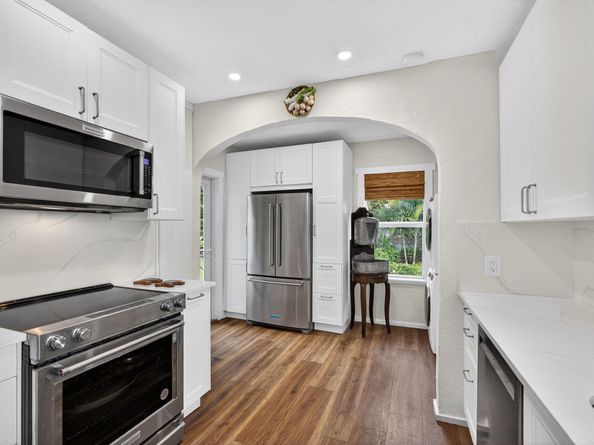 825 34th Street, West Palm Beach FL 33407