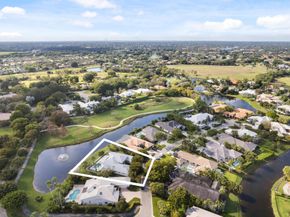 11166 Isle Brook Court, Wellington FL 33414