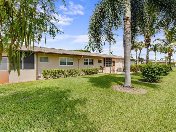 2995 Crosley Drive W B, Greenacres FL 33415