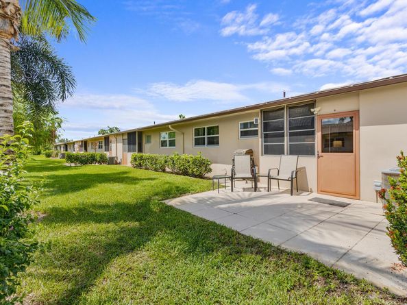 2995 Crosley Drive W B, Greenacres FL 33415