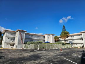 120 NE 20th Ave 3, Deerfield Beach FL 33441