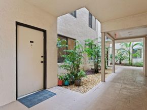 7546 La Paz Boulevard 105, Boca Raton FL 33433