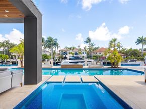 2733 NE 16th St, Fort Lauderdale FL 33304