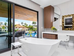 2733 NE 16th St, Fort Lauderdale FL 33304