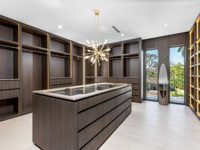 2733 NE 16th St, Fort Lauderdale FL 33304