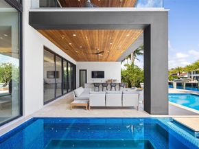 2733 NE 16th St, Fort Lauderdale FL 33304