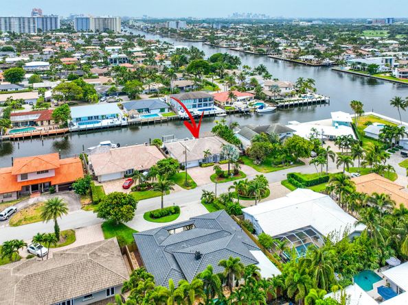 41 Castle Harbor Island, Fort Lauderdale FL 33308