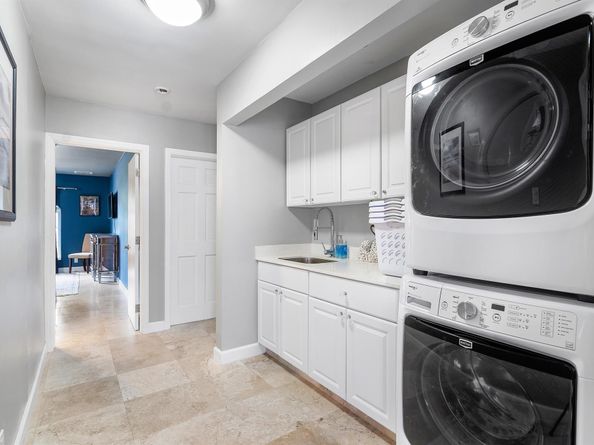 41 Castle Harbor Island, Fort Lauderdale FL 33308