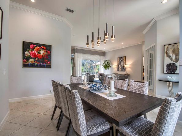 37 Bermuda Lake Drive, Palm Beach Gardens FL 33418