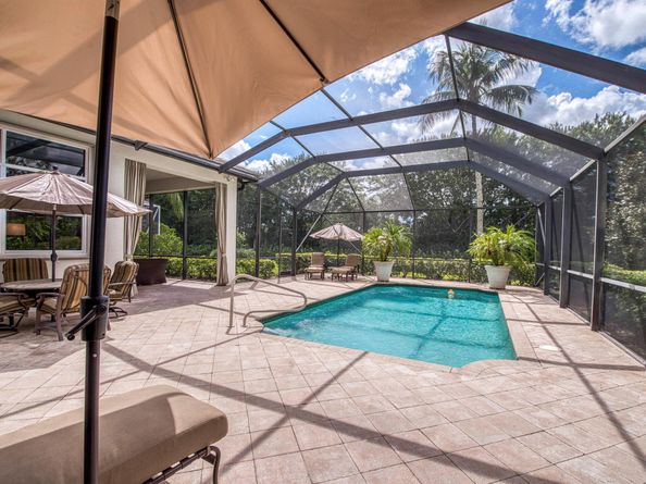 37 Bermuda Lake Drive, Palm Beach Gardens FL 33418
