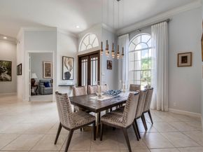 37 Bermuda Lake Drive, Palm Beach Gardens FL 33418
