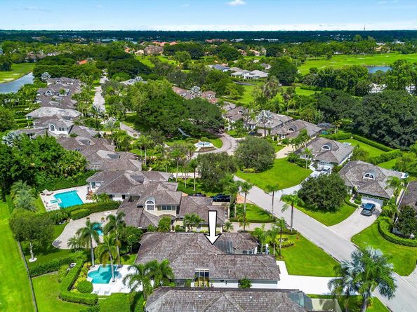 2587 Muir Circle, Wellington FL 33414
