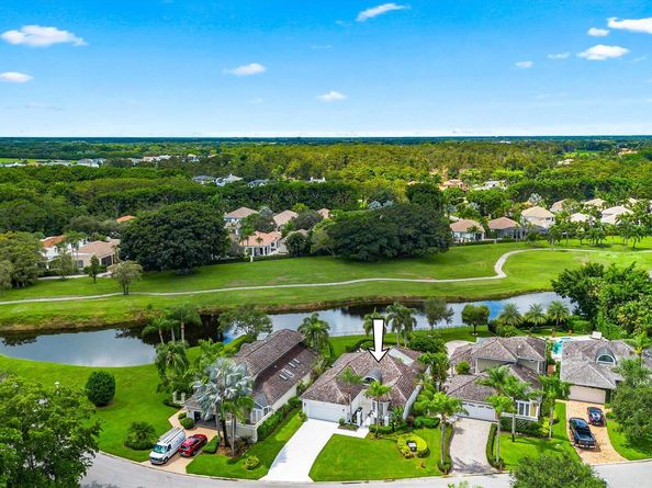 2587 Muir Circle, Wellington FL 33414