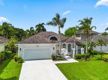 2587 Muir Circle
