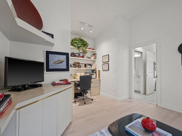 2587 Muir Circle, Wellington FL 33414