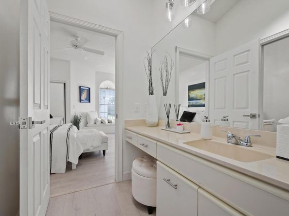 2587 Muir Circle, Wellington FL 33414