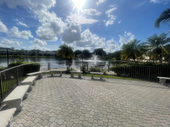 4602 NW 30th Street N 920, Coconut Creek FL 33063